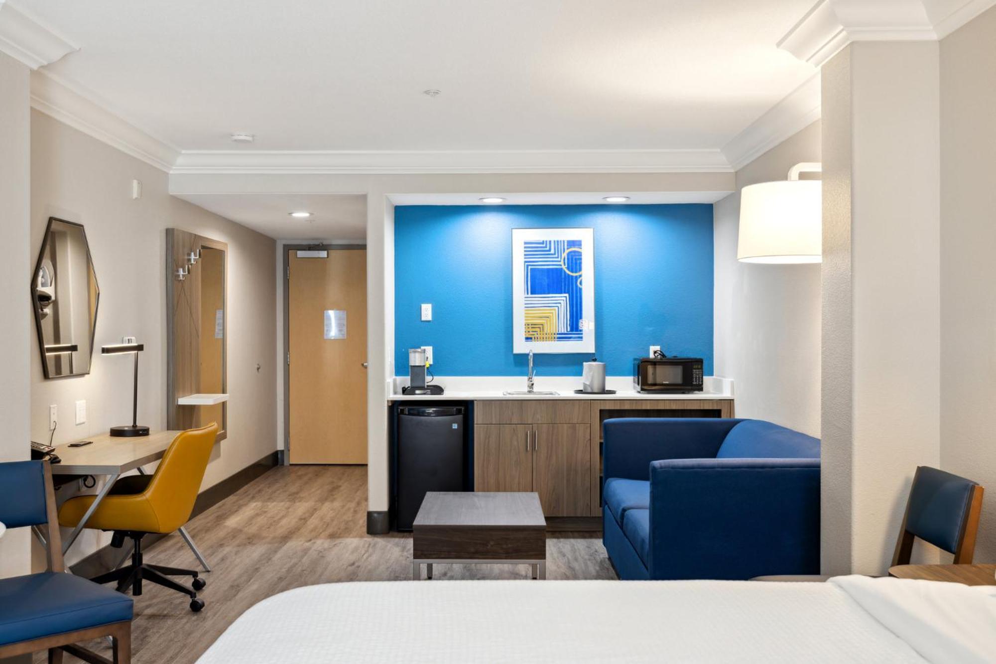 Holiday Inn Express Hotel & Suites Vacaville By Ihg Екстериор снимка