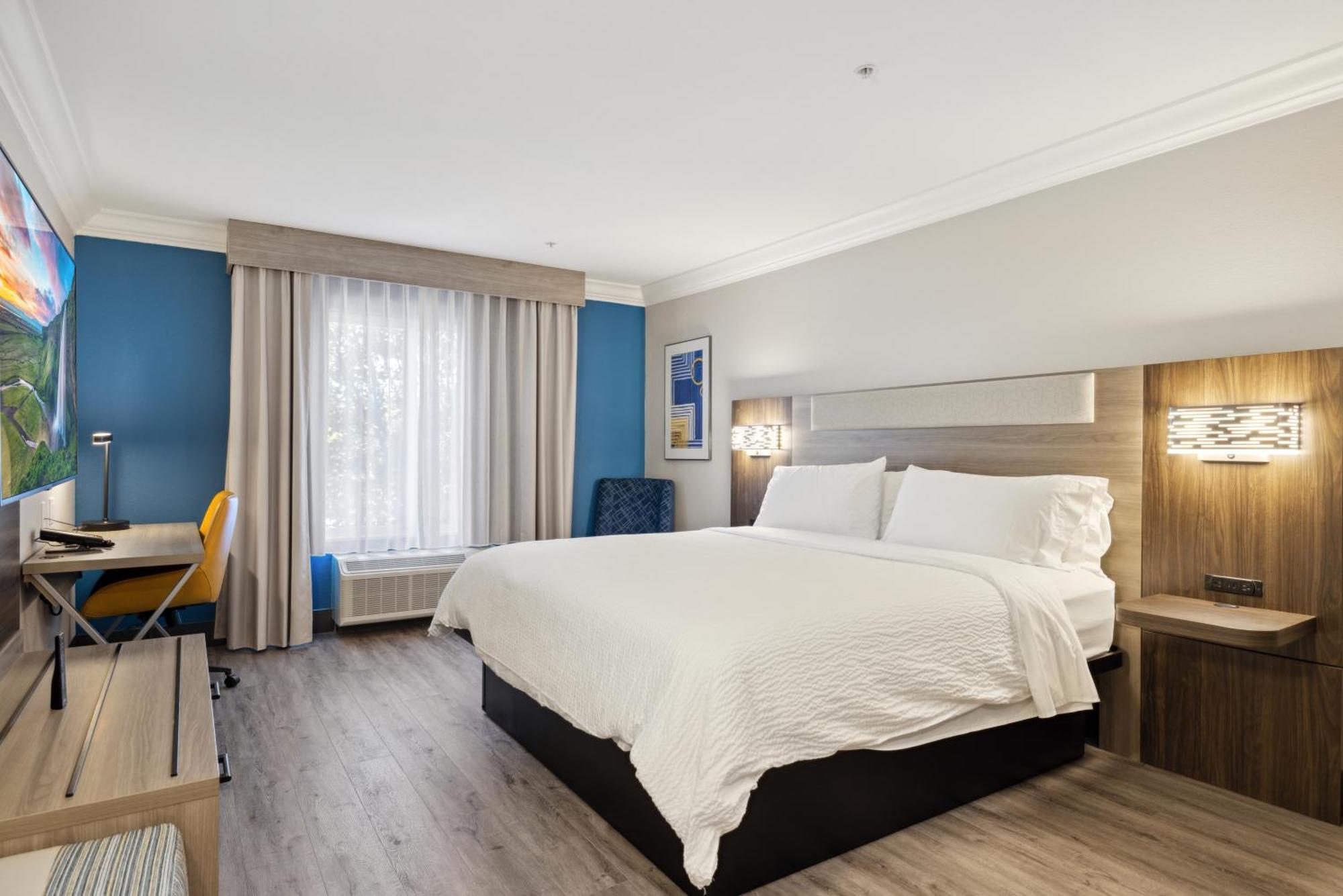 Holiday Inn Express Hotel & Suites Vacaville By Ihg Екстериор снимка