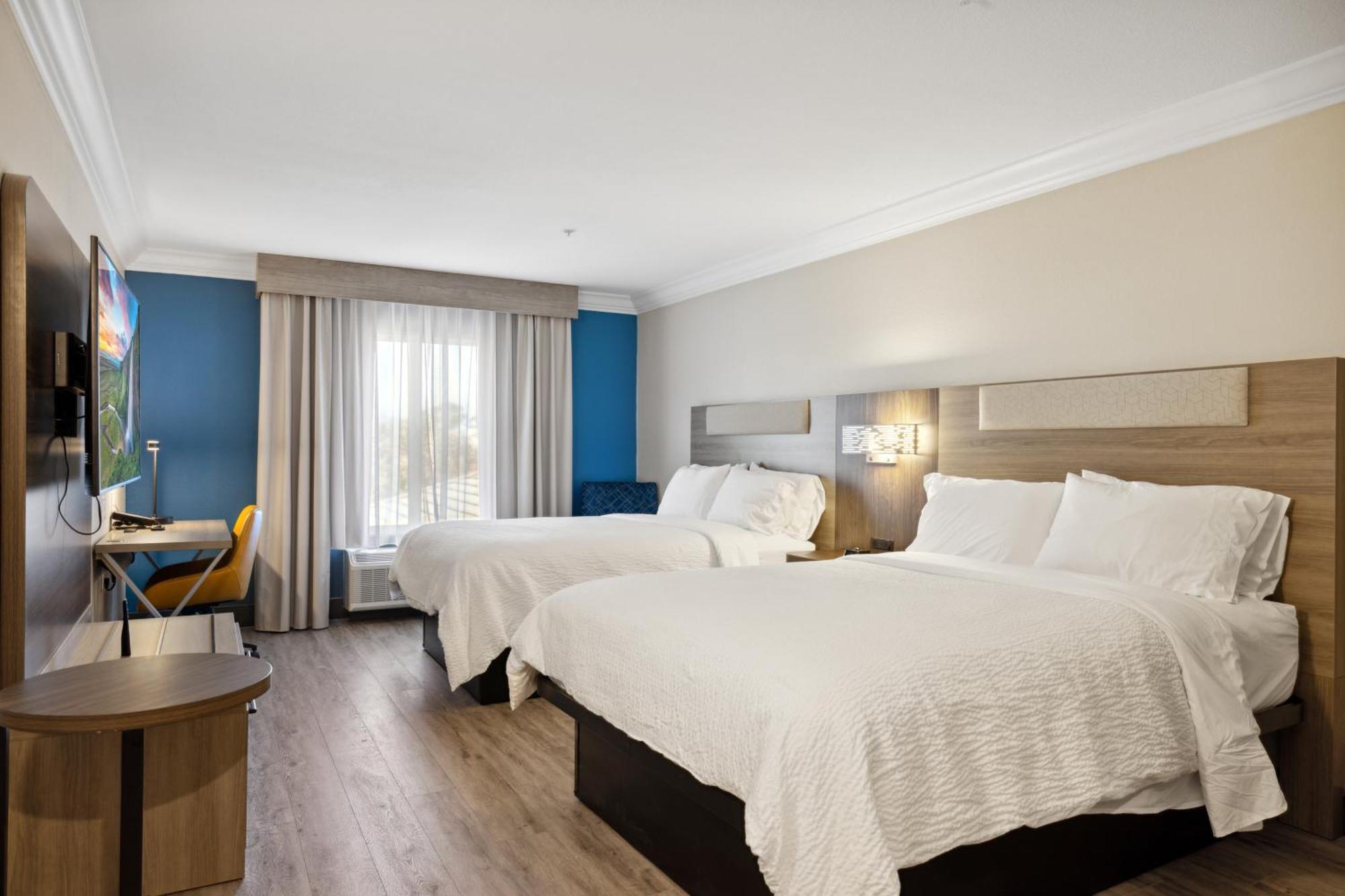 Holiday Inn Express Hotel & Suites Vacaville By Ihg Екстериор снимка